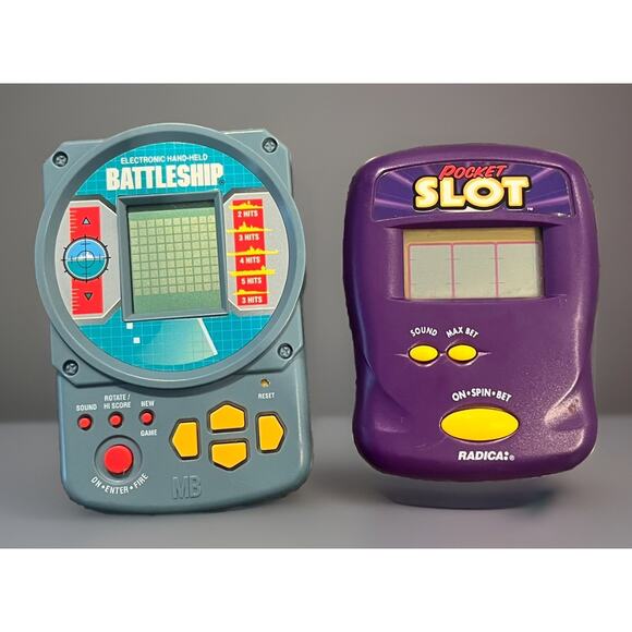 VTG RADICA POCKET SLOT Electronic Handheld Game & MB Battleship -Both WORK! - Picture 2 of 2